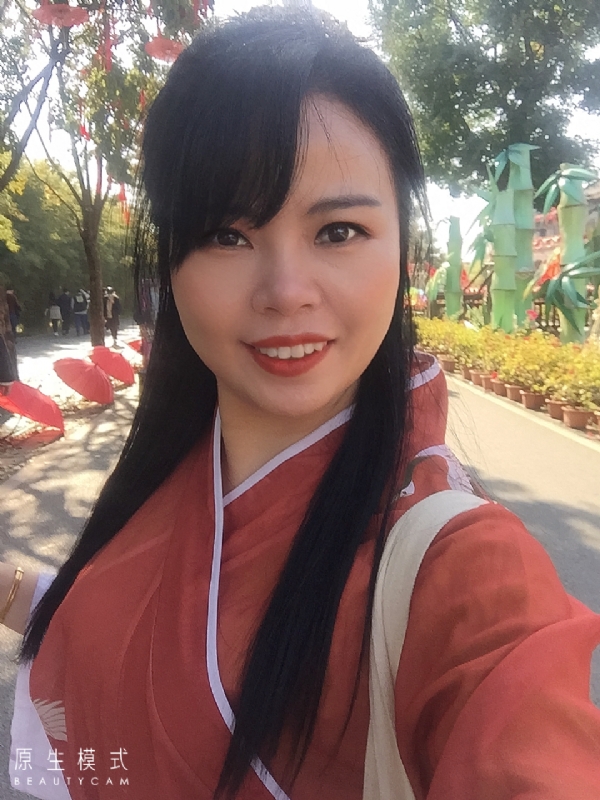 妮妮的第一张照片--青岛相亲服务中心