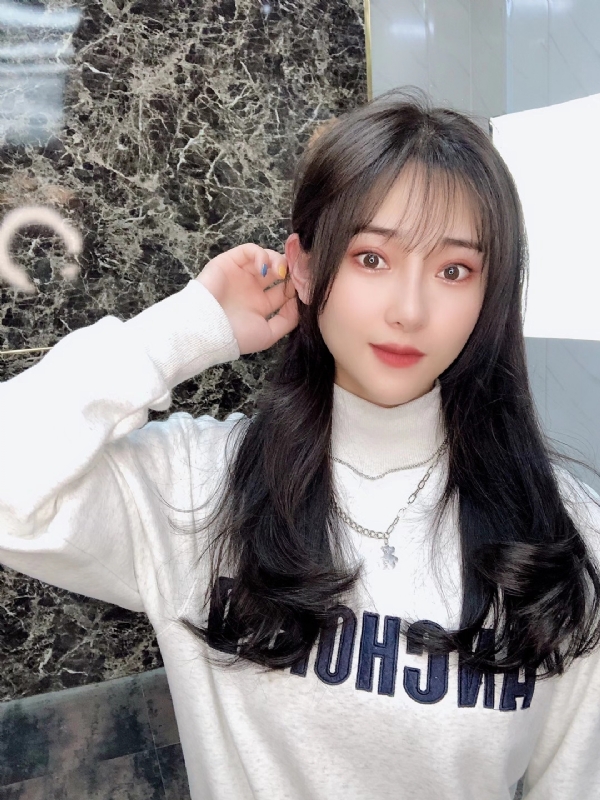 思思的第一张照片--青岛相亲服务中心