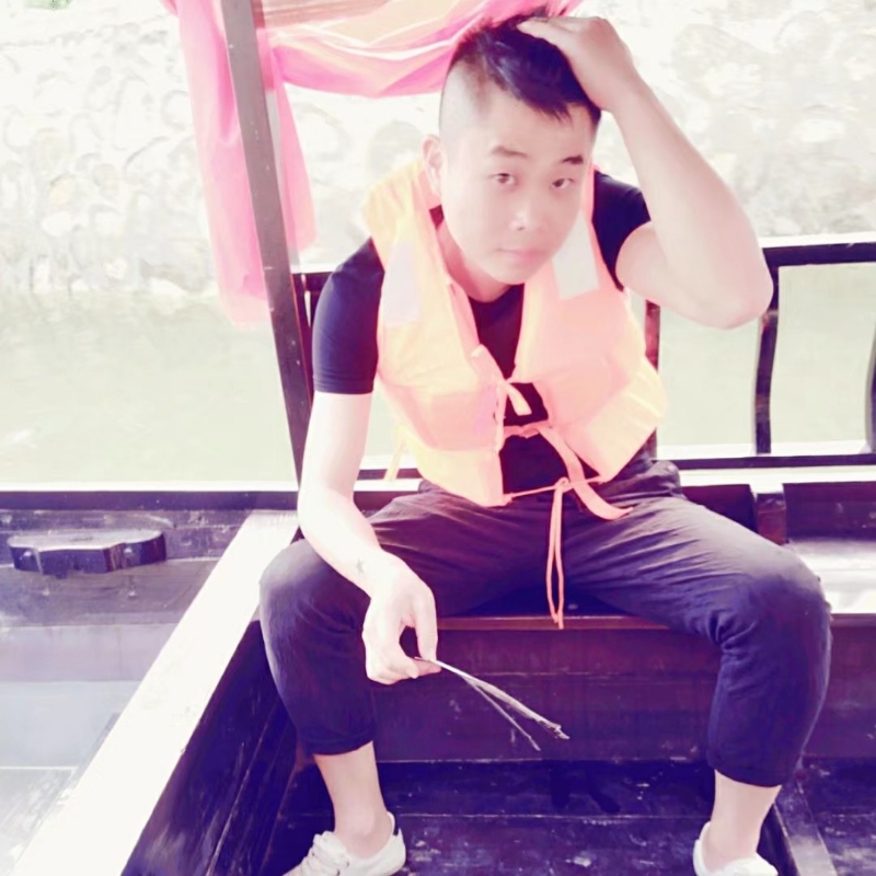 乔七的第一张照片--青岛相亲服务中心