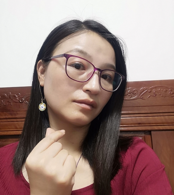 妹叮的第一张照片--青岛相亲服务中心