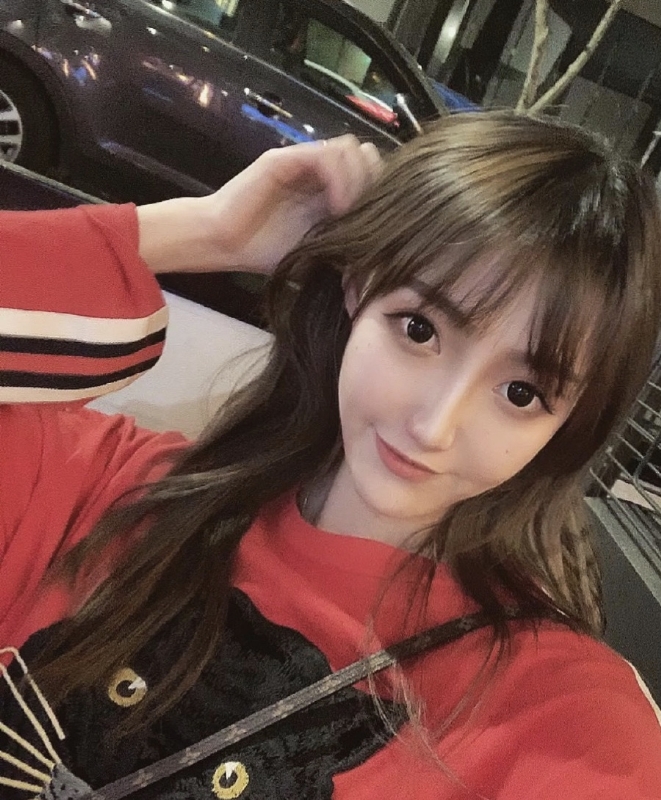 安娜的第一张照片--青岛相亲服务中心