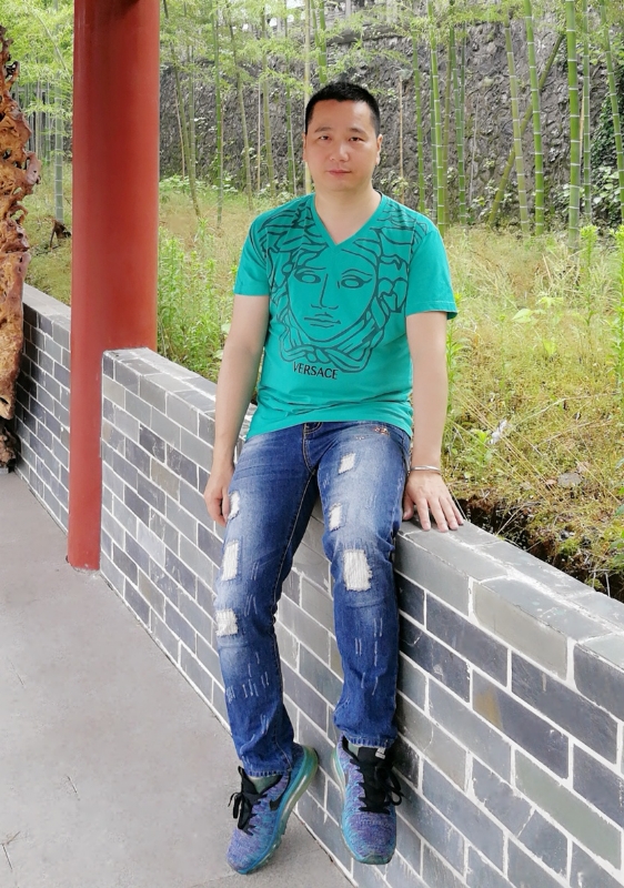 缘分不易的第一张照片--青岛相亲服务中心