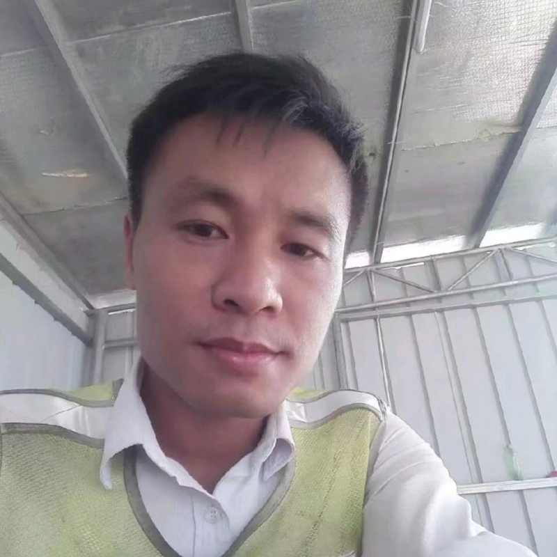 小马哥的第二张照片--青岛相亲服务中心