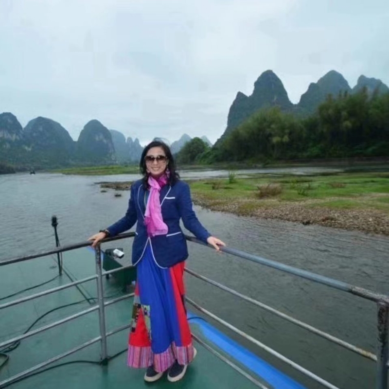 julia的第一张照片--青岛相亲服务中心