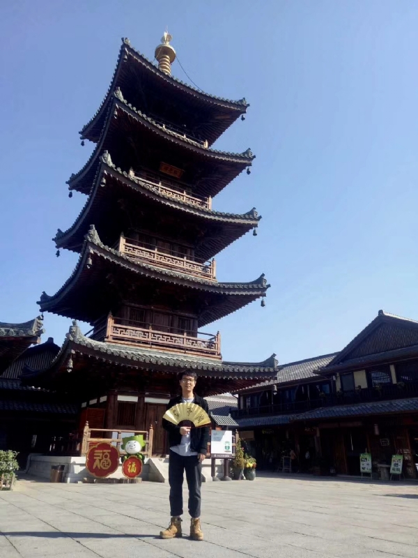 流浪共和的第二张照片--青岛相亲服务中心