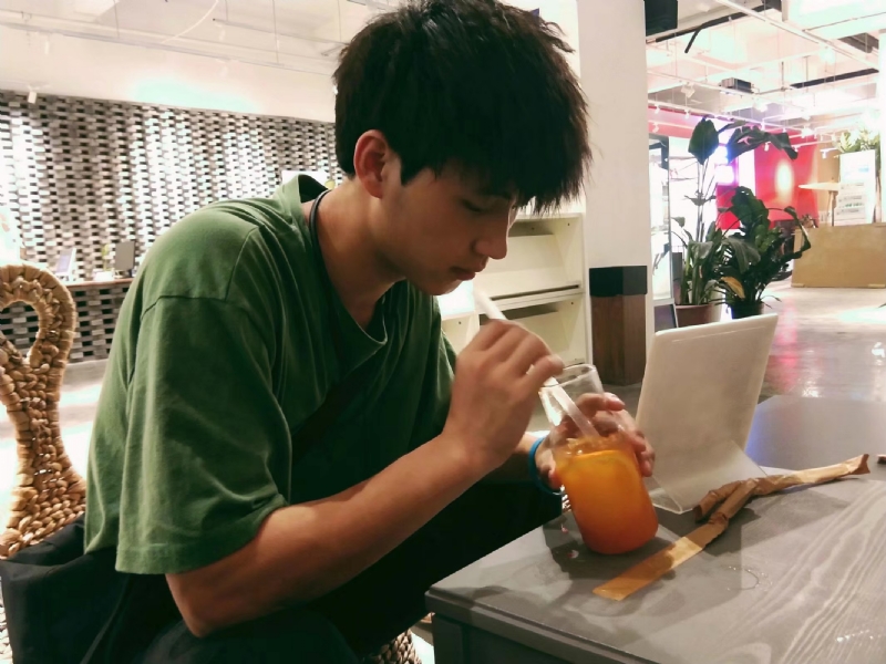 一花一世界的第二张照片--青岛相亲服务中心