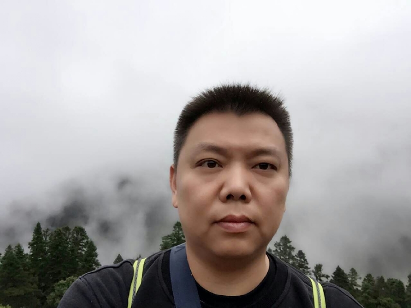 俊哥的第二张照片--青岛相亲服务中心