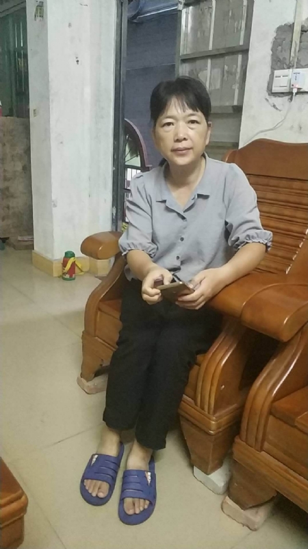 浮萍的第一张照片--青岛相亲服务中心