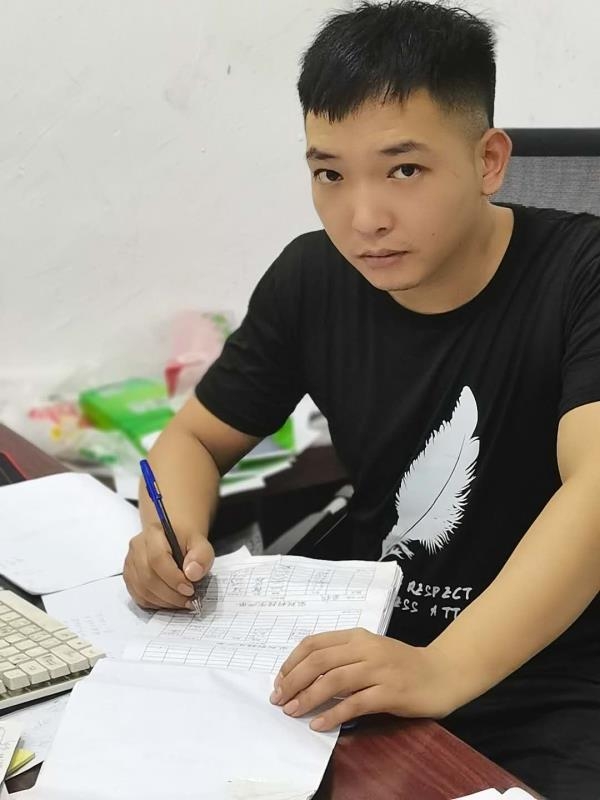 寻找另一伴的第一张照片--青岛相亲服务中心