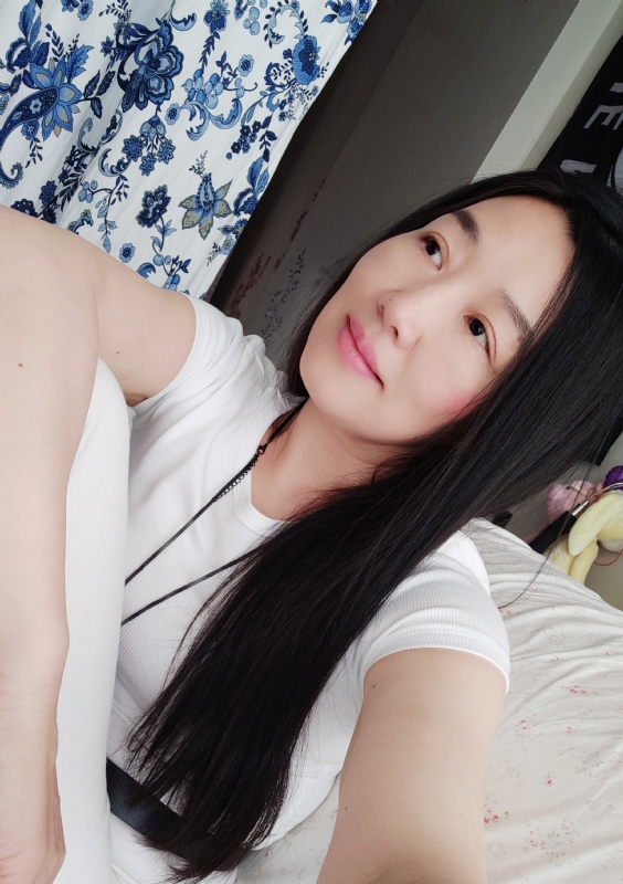 apple的第三张照片--青岛相亲服务中心