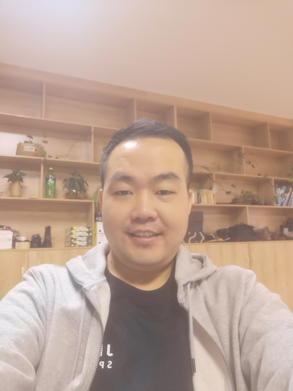 carl的第一张照片--青岛相亲服务中心