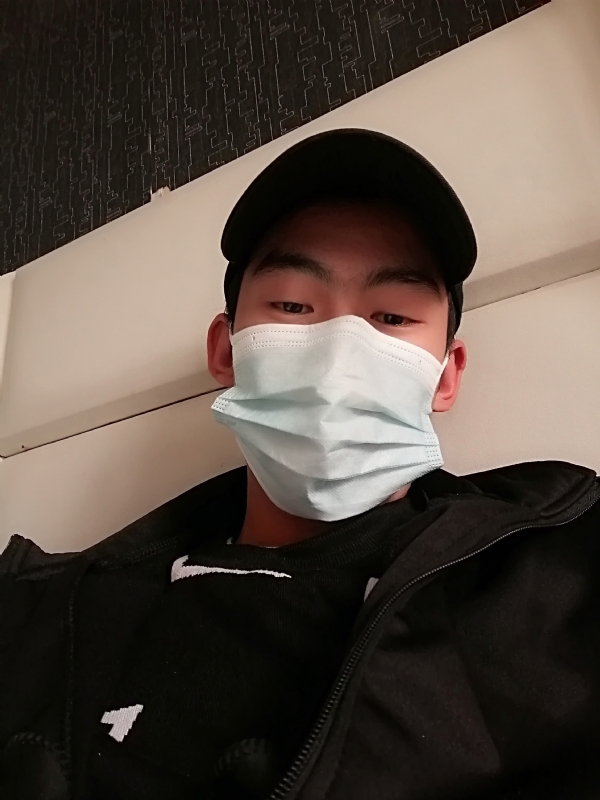 孤单的第一张照片--青岛相亲服务中心