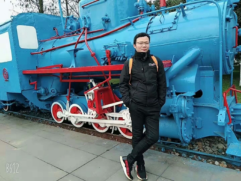 小史的第一张照片--青岛相亲服务中心