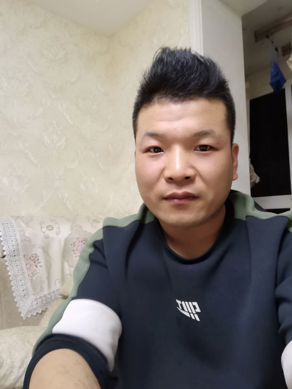 小猪猪的第一张照片--青岛相亲服务中心