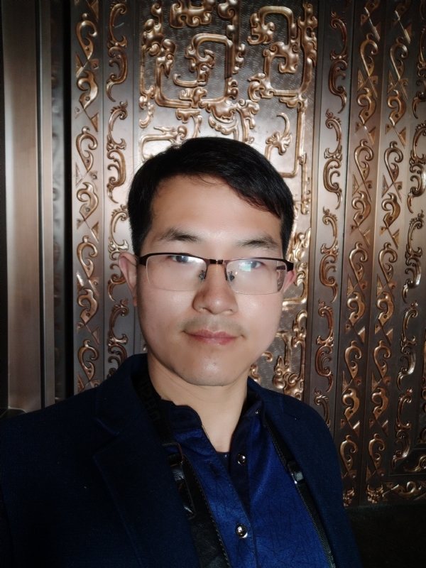 鹏鸟的第一张照片--青岛相亲服务中心