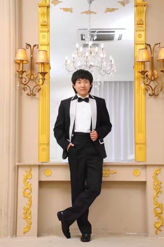 那家伙的第一张照片--青岛相亲服务中心