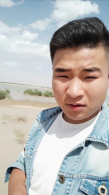 王强的第一张照片--青岛相亲服务中心