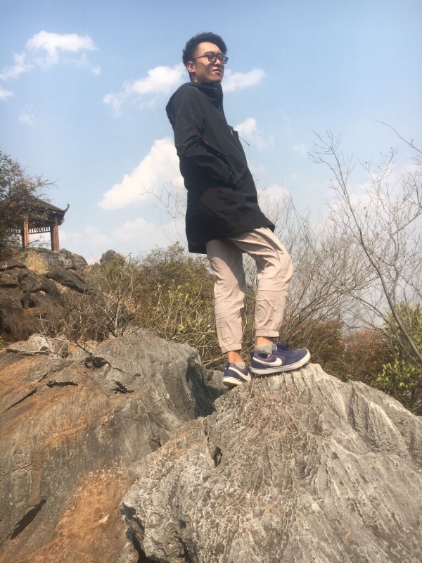 雨夜寻知己的第一张照片--青岛相亲服务中心