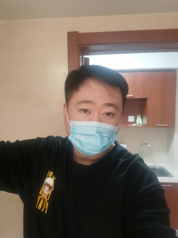 光辉的第一张照片--青岛相亲服务中心