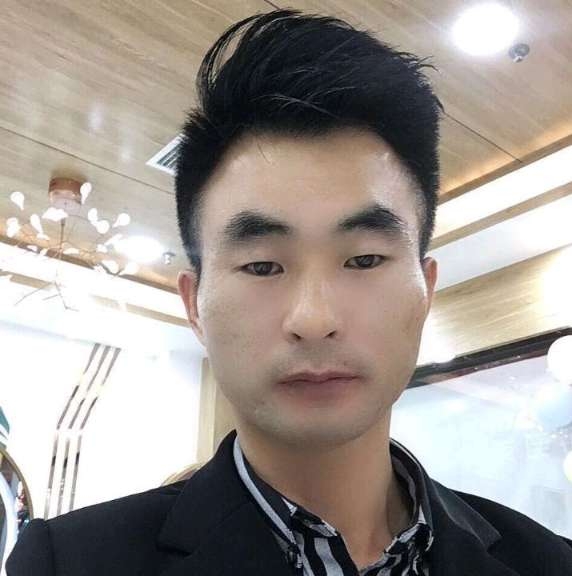 情系半生的第一张照片--青岛相亲服务中心