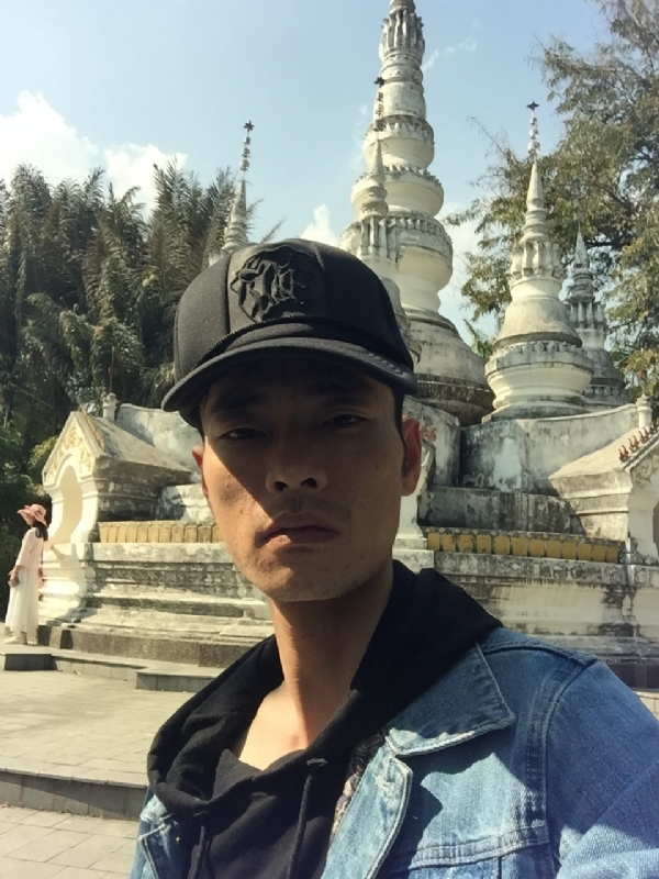 非诚勿扰的第一张照片--青岛相亲服务中心