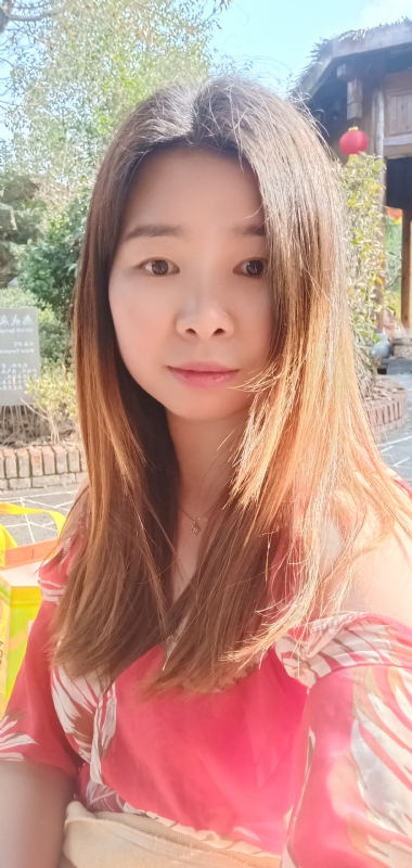 赫赫的第一张照片--青岛相亲服务中心