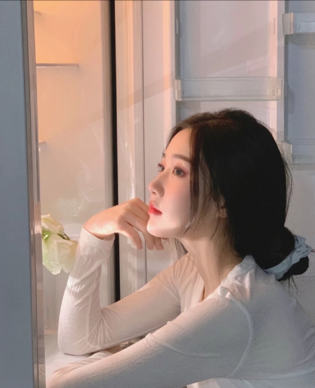 風吹過臉頰的第一张照片--青岛相亲服务中心