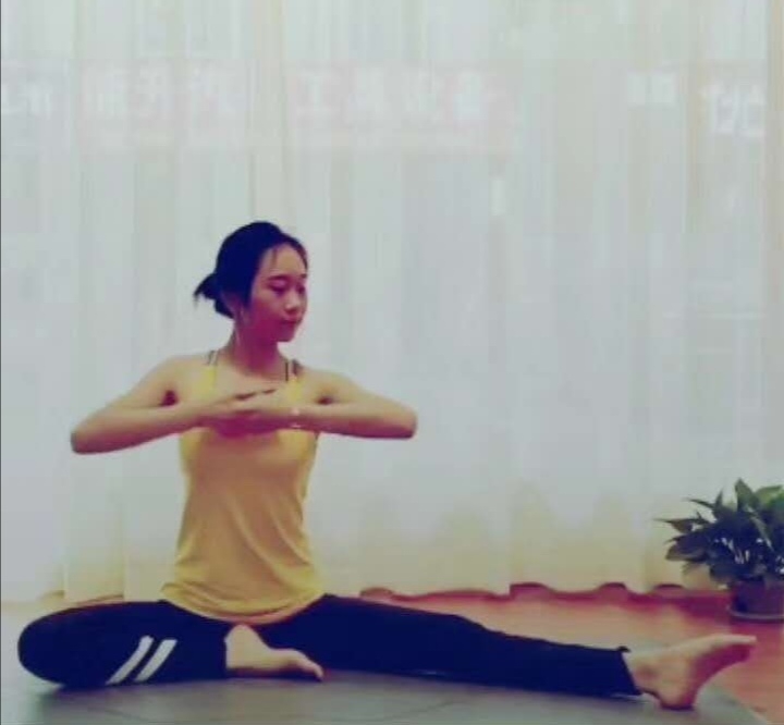 静静子的第一张照片--青岛相亲服务中心