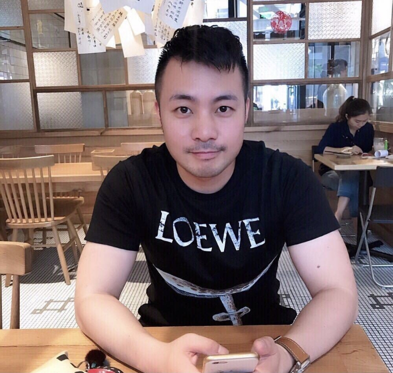 相濡以沫的第一张照片--青岛相亲服务中心