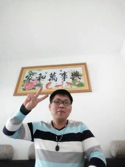 快乐就好的第二张照片--青岛相亲服务中心
