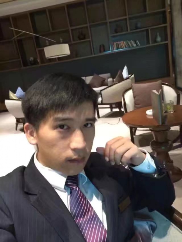 一条孤独的鱼的第二张照片--青岛相亲服务中心