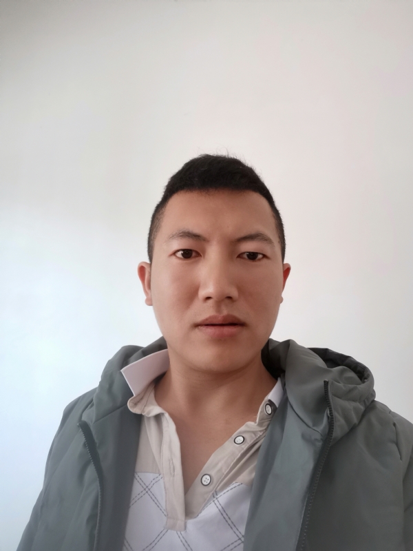 简单的第一张照片--青岛相亲服务中心