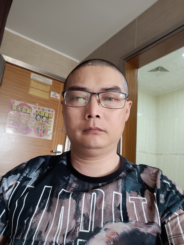 心梦无痕的第一张照片--青岛相亲服务中心