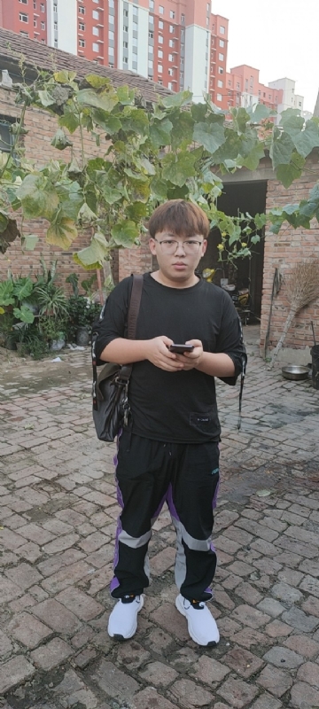 辛禹的第二张照片--青岛相亲服务中心