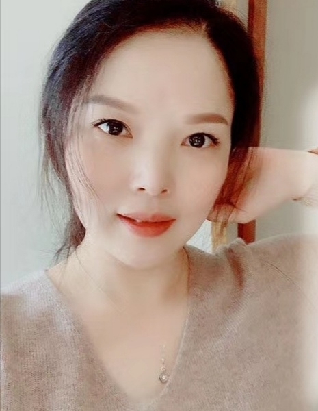 百荷的第二张照片--青岛相亲服务中心