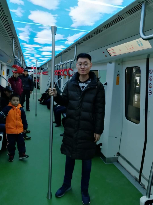 朱利安的第一张照片--青岛相亲服务中心