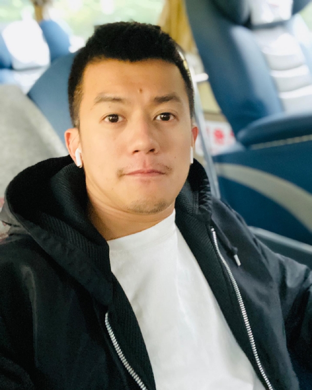 陈赫的第一张照片--青岛相亲服务中心