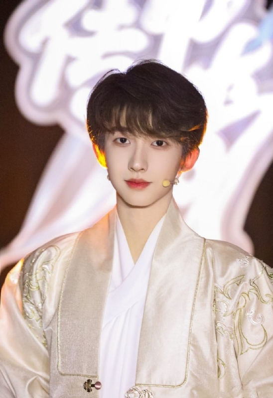 月影韶华呀的第一张照片--青岛相亲服务中心