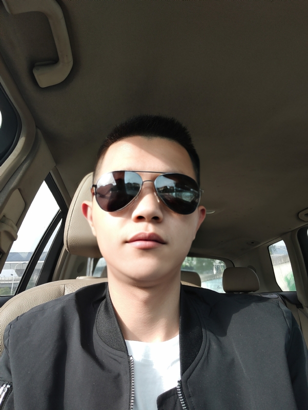 葛先生的第二张照片--青岛相亲服务中心