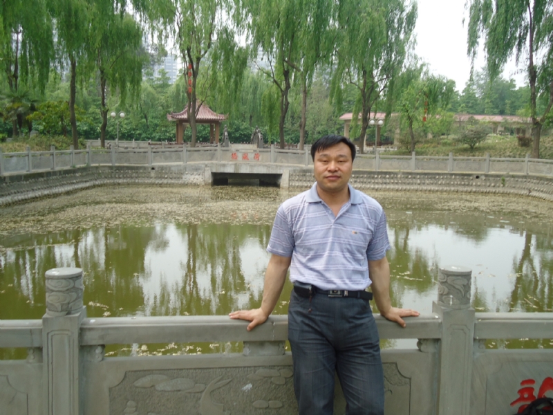 云海的第一张照片--青岛相亲服务中心