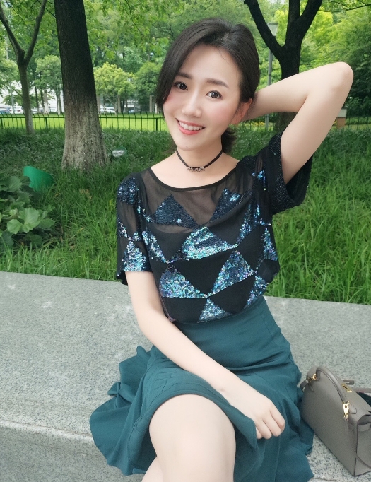 Leanna的第二张照片--青岛相亲服务中心