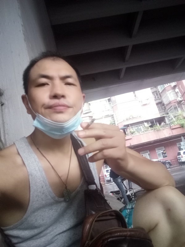 H21的第二张照片--青岛相亲服务中心