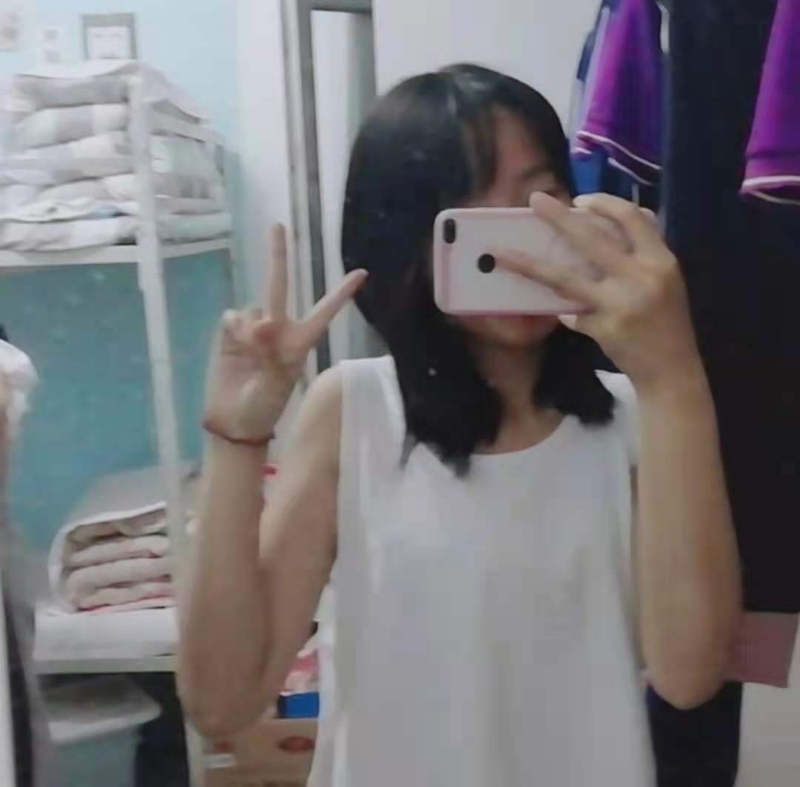 满佳茹的第一张照片--青岛相亲服务中心