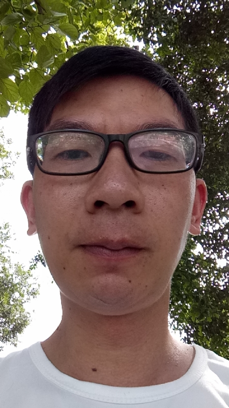 奋斗的第一张照片--青岛相亲服务中心