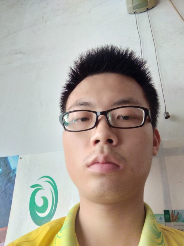 舒荷的第一张照片--青岛相亲服务中心