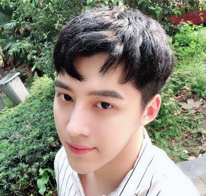 alading的第一张照片--青岛相亲服务中心