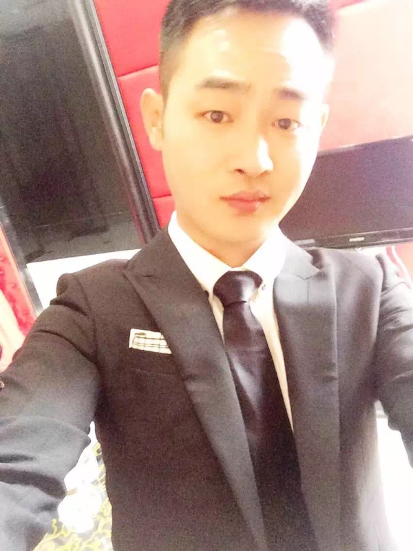 富强的第二张照片--青岛相亲服务中心