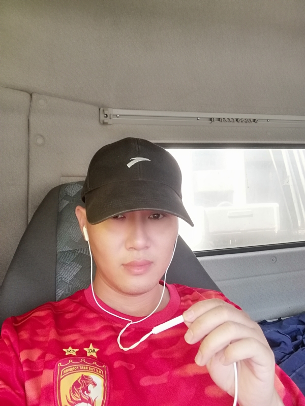 B大叔的第二张照片--青岛相亲服务中心