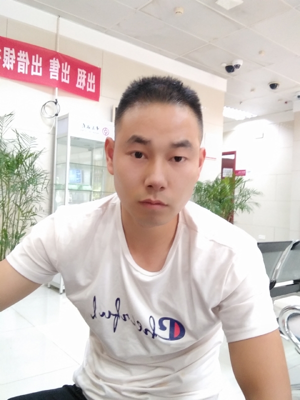 小少的第一张照片--青岛相亲服务中心