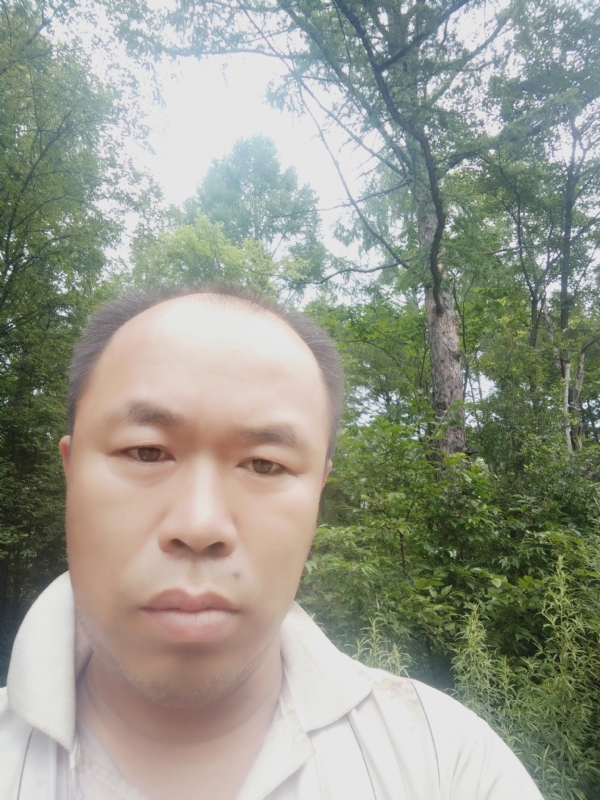 永恒的第一张照片--青岛相亲服务中心